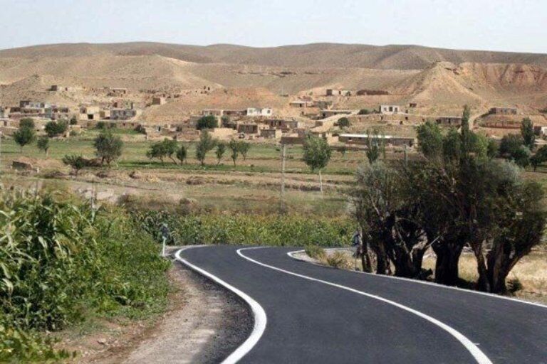 ۱۸۱ هزار مترمربع از معابر ۳۲ روستای تبریز آسفالت شد