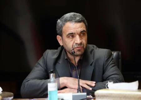 دریافت شهریه اضافی بابت شروع فعالیت درسی از تابستان تخلف است