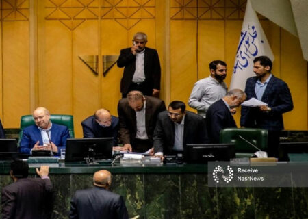 تعطیلی پنجشنبه‌ها و کاهش ساعات کاری در دستور کار مجلس قرار می‌گیرد