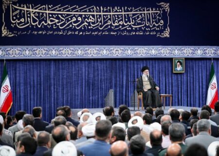 رهبر انقلاب: حج تنها فریضه‌ با شکل، ظاهر و ترکیب صد در صد سیاسی است