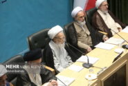 آیت الله موحدی کرمانی: تورم و گرانی مردم را به شدت آزار می هد