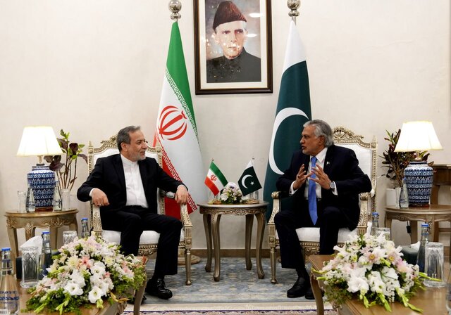 ۳ هدف عراقچی از سفر به پاکستان